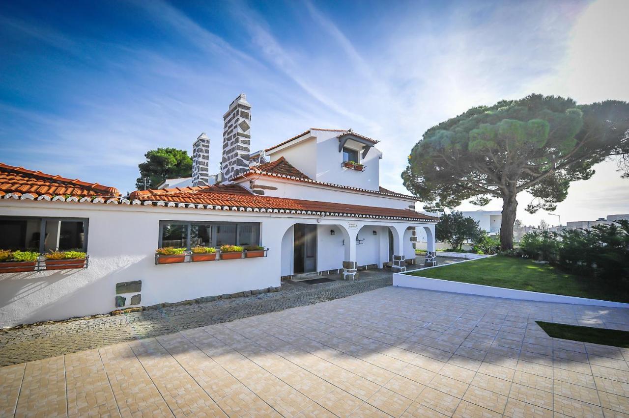 Santo Antonio'S Guesthouse กาชไกช์ ภายนอก รูปภาพ