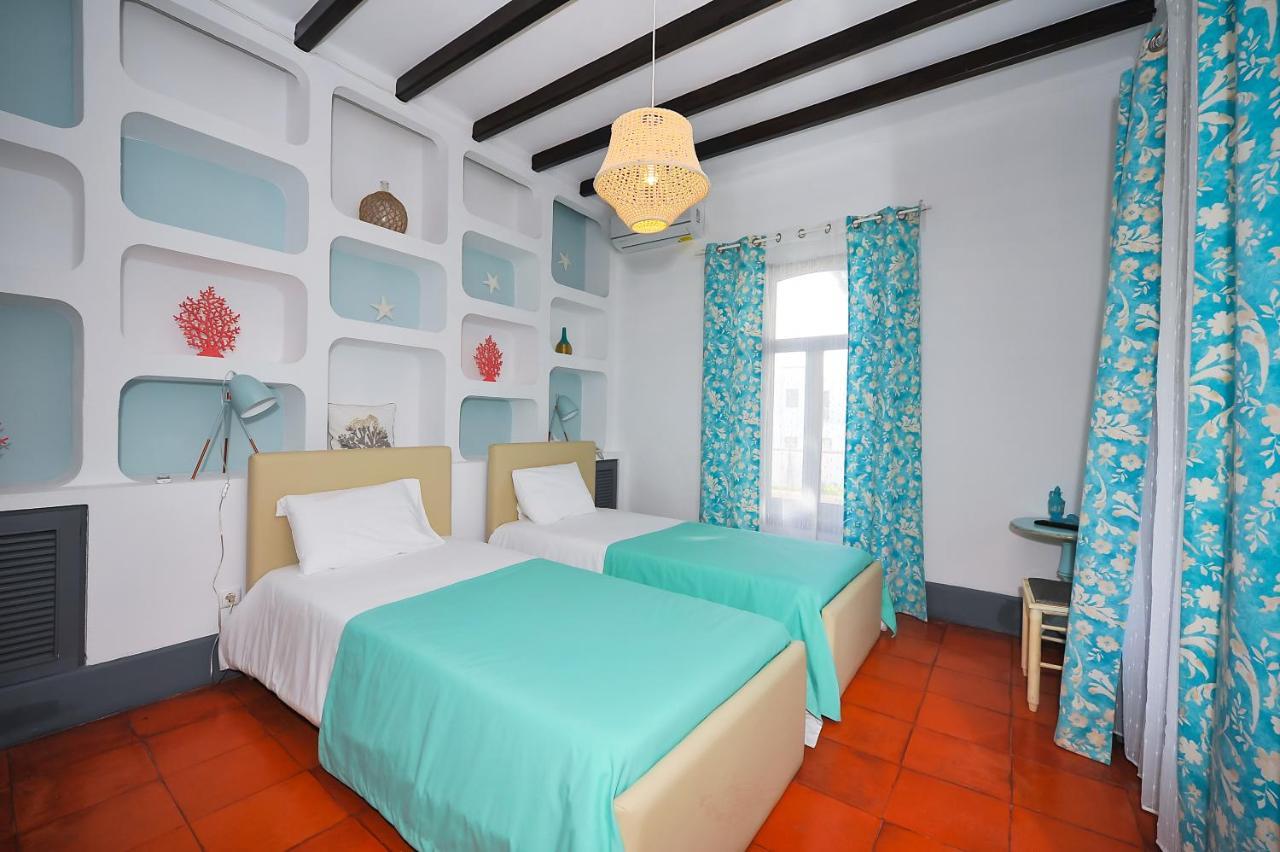 Santo Antonio'S Guesthouse กาชไกช์ ภายนอก รูปภาพ