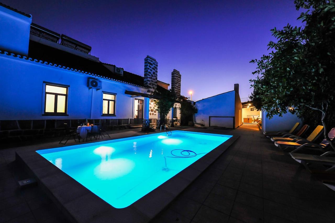 Santo Antonio'S Guesthouse กาชไกช์ ภายนอก รูปภาพ