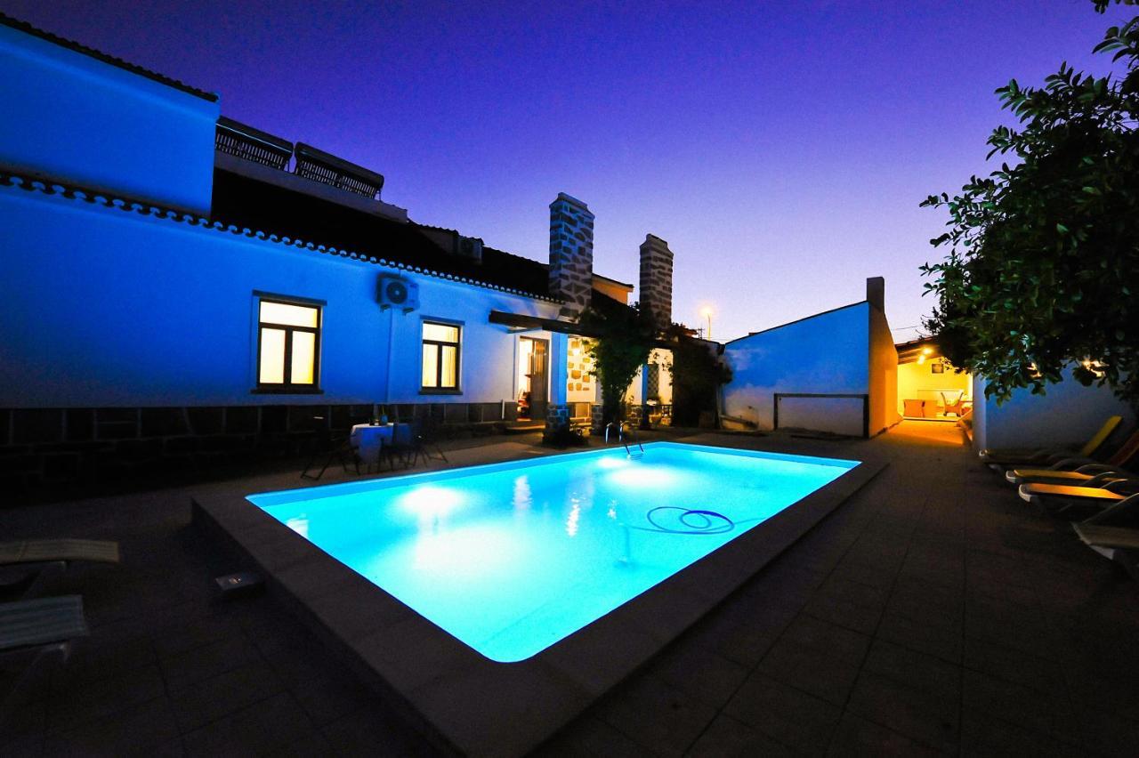 Santo Antonio'S Guesthouse กาชไกช์ ภายนอก รูปภาพ