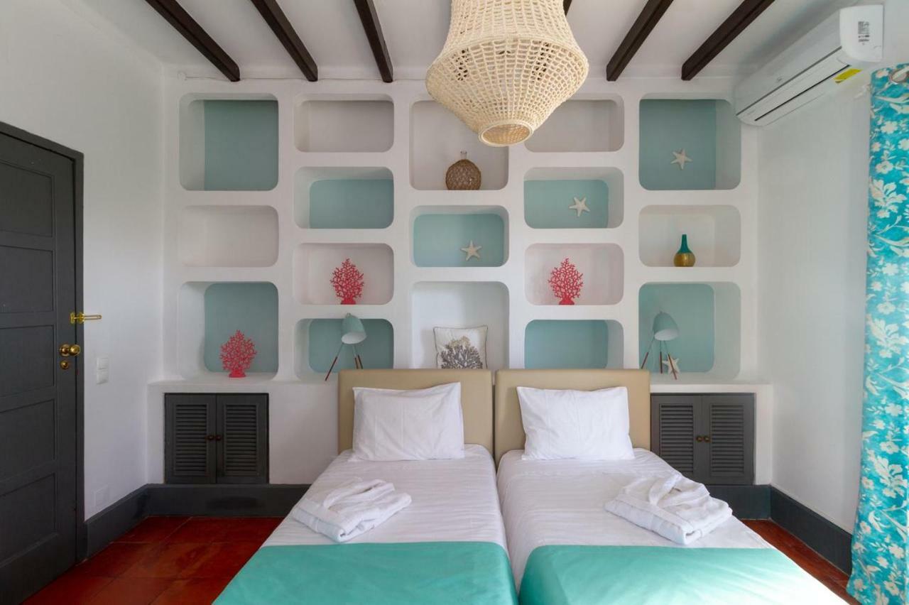 Santo Antonio'S Guesthouse กาชไกช์ ภายนอก รูปภาพ