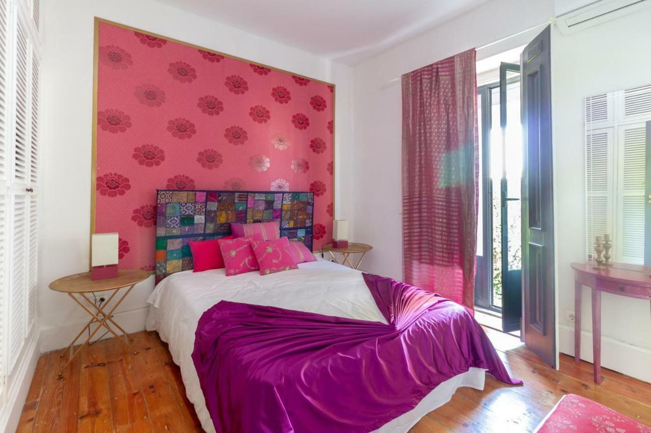 Santo Antonio'S Guesthouse กาชไกช์ ภายนอก รูปภาพ